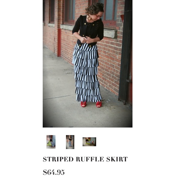 💵SOLD💵 Dainty Jewells Striped Ruffle Skirt - Picture 6 of 6